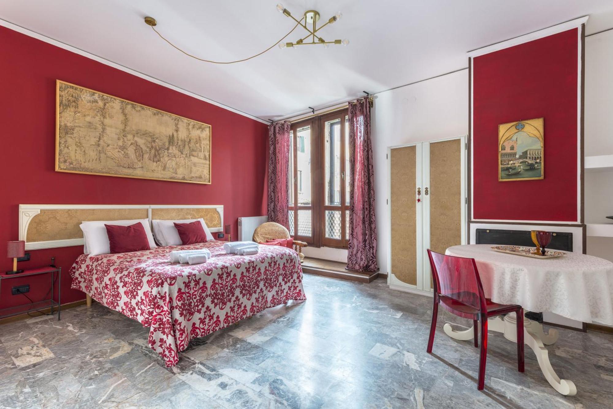 Tre Sestieri Terrace - Canal View 2024 Венеция Номер фото